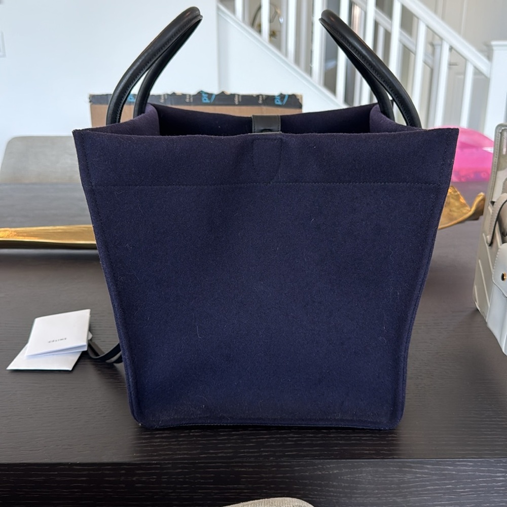 Celine phoebe Philo Phantom Bag Medium in blue/purple felt - Picture 6 of 11